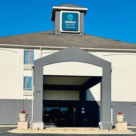 Clarion Pointe Albemarle Hotel Exterior photo